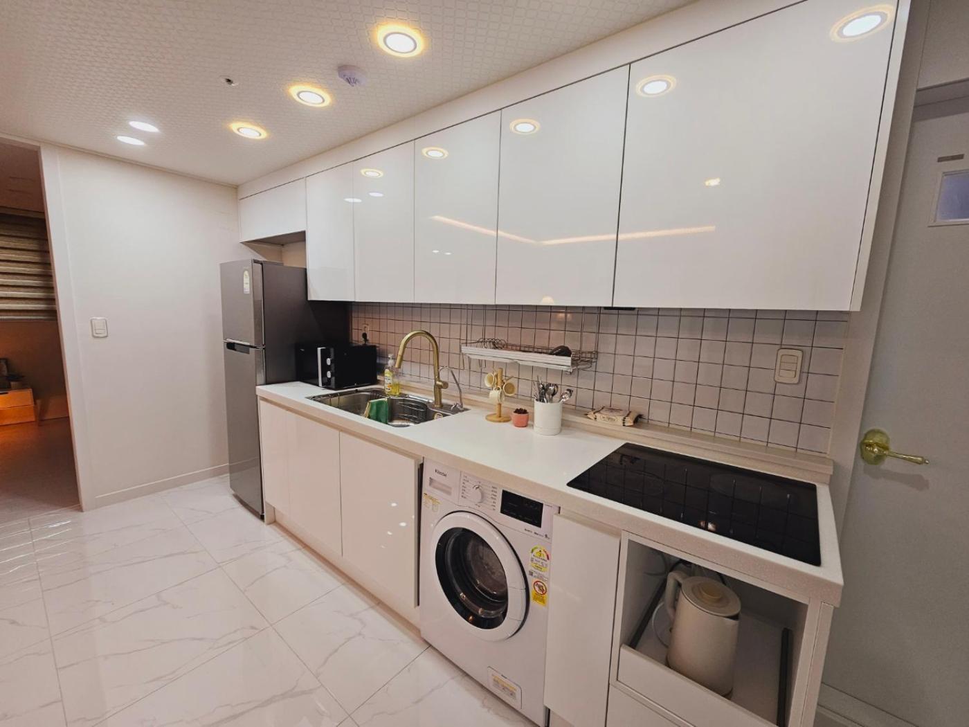Villa Hwaogok Large Three Bedroom - 10mins To Gimpo Airport Seoul